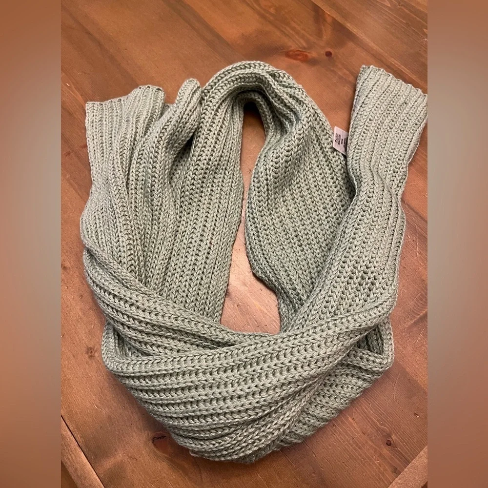 Style & Co Women's One Size Solid Green Shine Ribbed 72